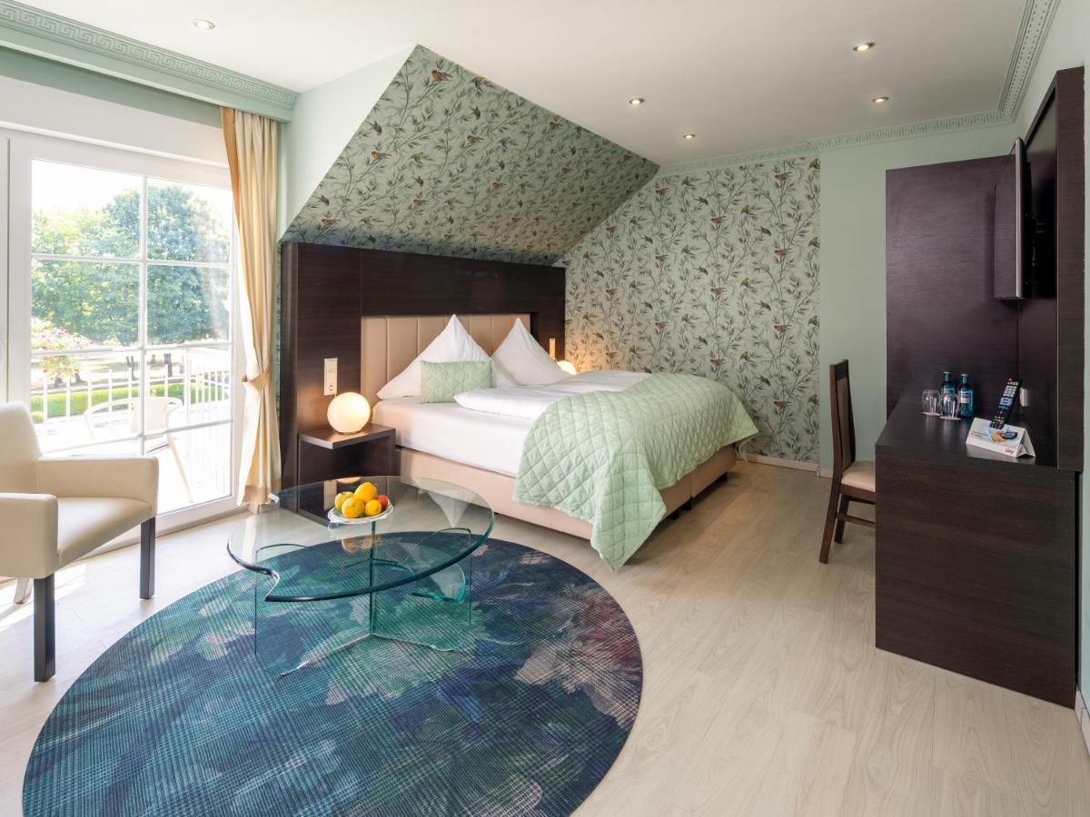 Kristallhotel Fettehenne Leverkusen Luaran gambar