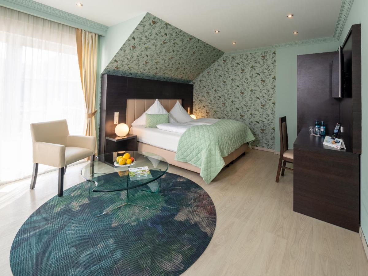 Kristallhotel Fettehenne Leverkusen Luaran gambar